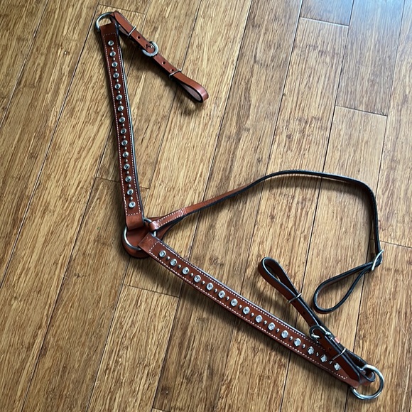 Western Straight 1 1/4” Studded Breast Collar and Reins w/ Nickel Hardware - Picture 2 of 2